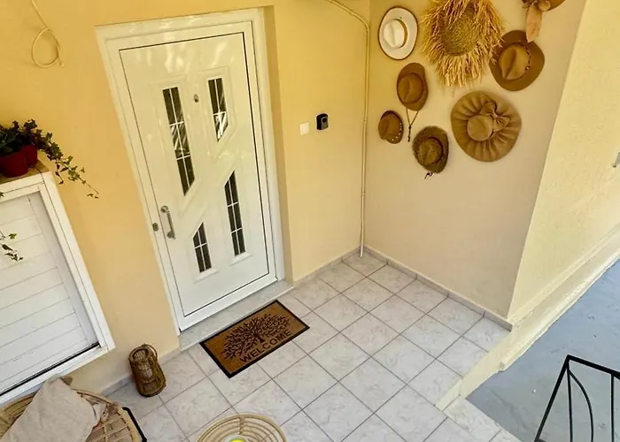 Hidden Lemons - Boho In Rhodes